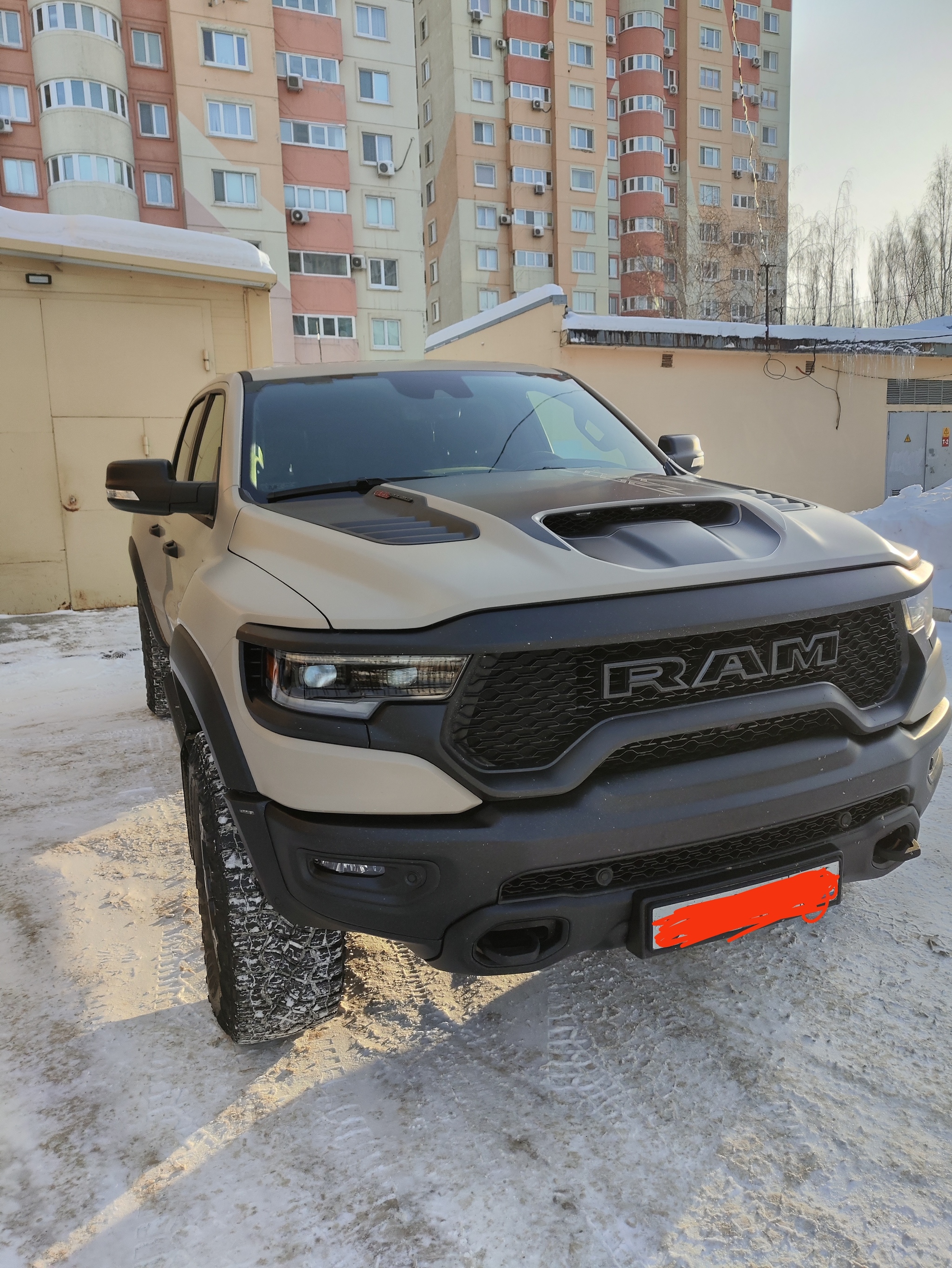 Девушка объясняет причины, почему ей нравится Dodge Ram | Пикабу