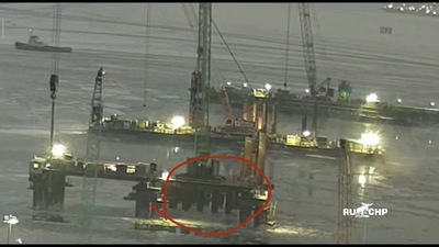 1607616533119285223 Как падают краны на стройке видео