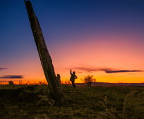 �������