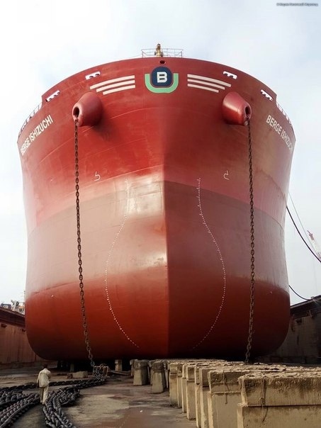 В доке на ремонте