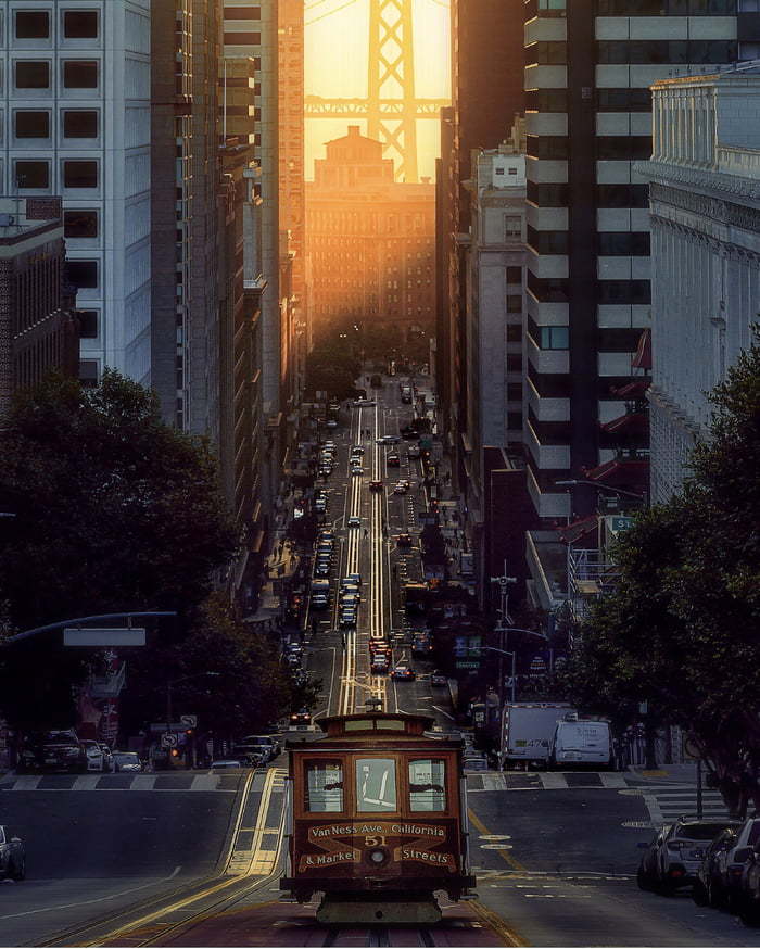 Рассвет на холмах Сан-Франциско