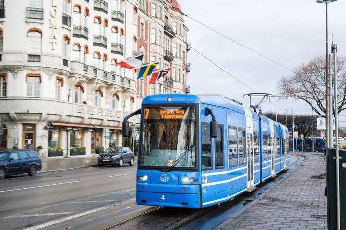 Общественный транспорт в Швеции|Эмиграция в Европу