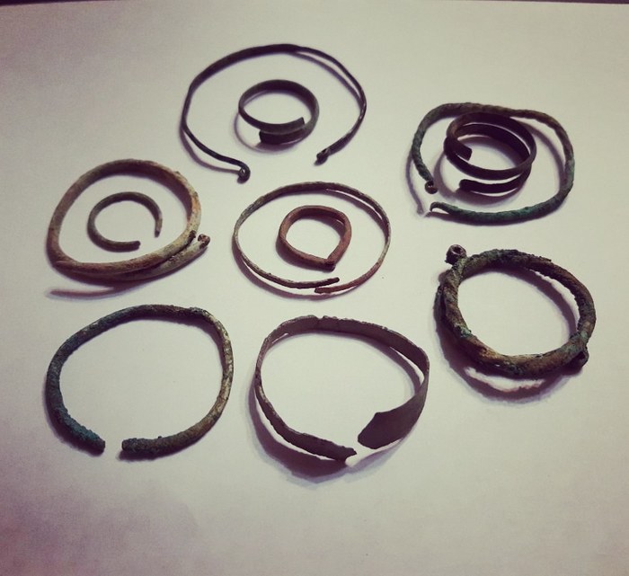 Древние браслеты