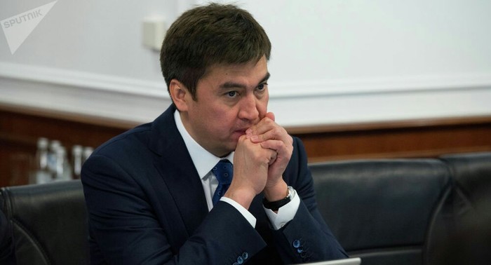 Акима Шымкента уволили за "хвастливое" видео из Лондона