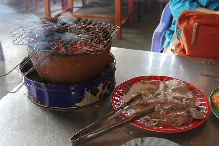 Как мы с Чебурашкой Гене ноги отгрызли