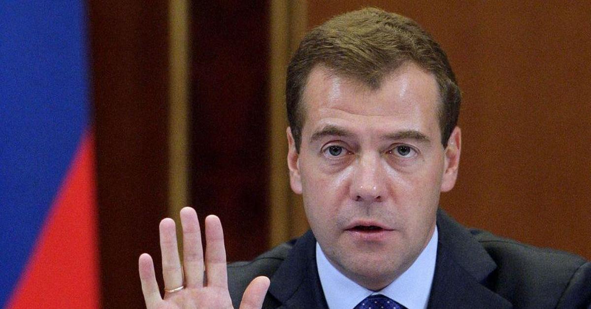 Смирнов николай борисович министр. Министр ответить. Михаил котюков министр. Министр ответить. Главный финансист страны.