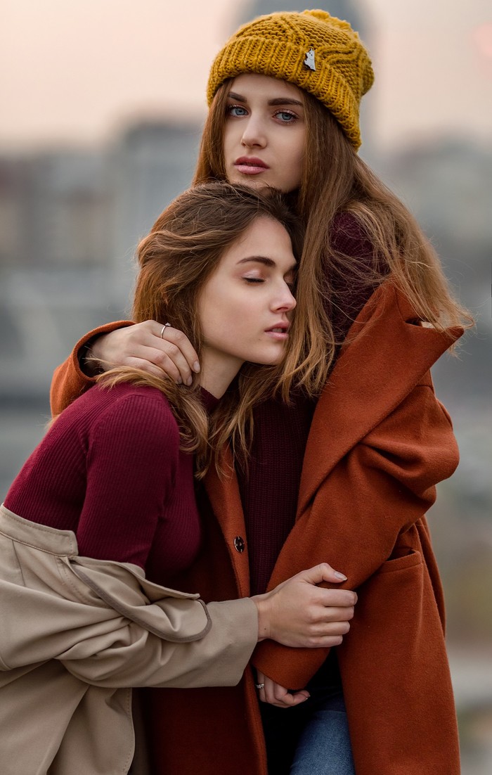 Крыша и близняшки. Крыша, Минск, Город, Закат, Ночь, Близнецы, Девушки, Фотография, Длиннопост