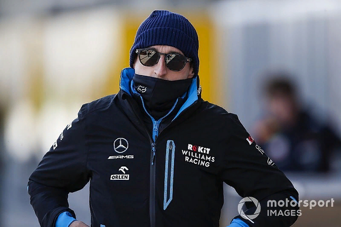 Слухи: Феррари остро нуждается в опытном пилоте для работы на симуляторе