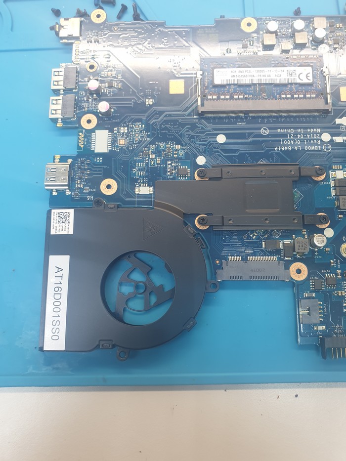 Dell не перестает удивлять.