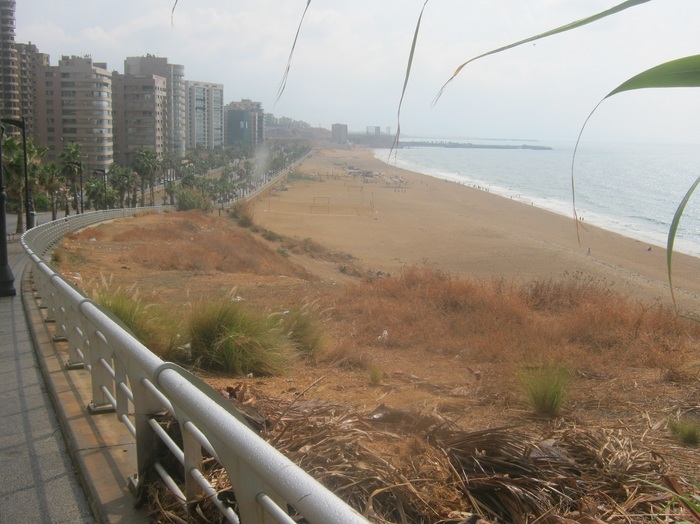 Отдых в Ливане (2) Ливан, Активный туризм, Митинг, Протест, Демонстрация, Пляж, Отдых, Церковь, Длиннопост