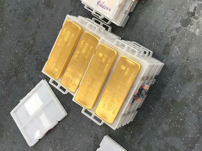 Не поделился?