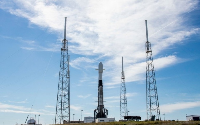  SpaceX     60  Spacex Dragon, SpaceX,  , Starlink, 