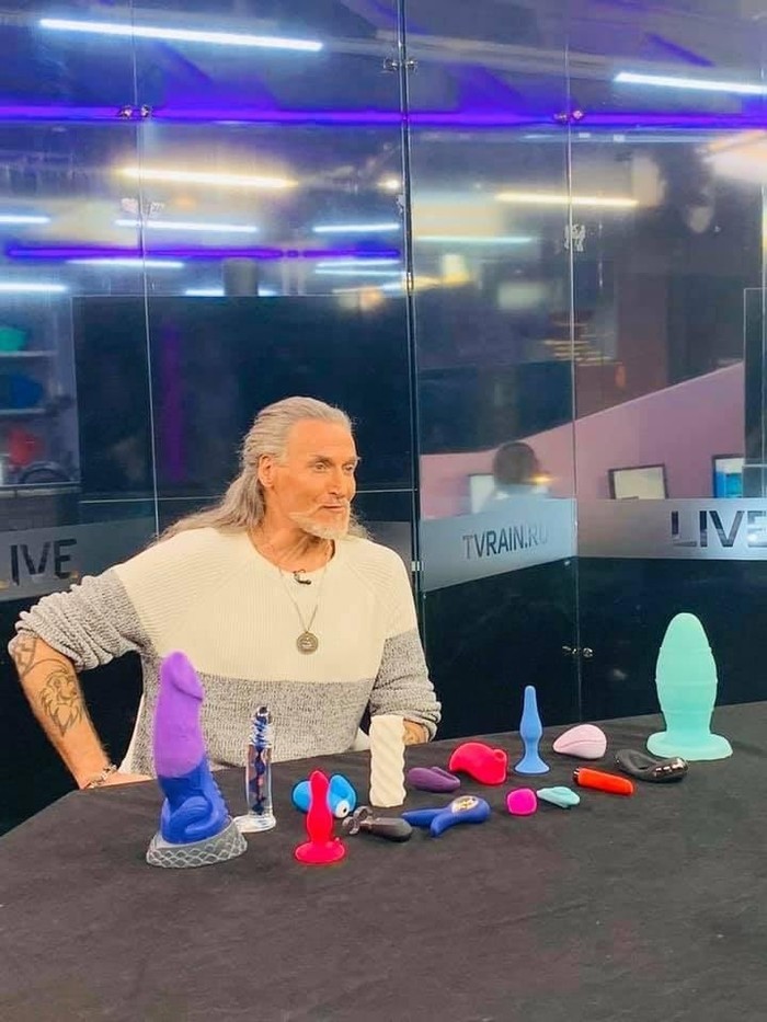 Не так я представлял старость Геральта...не так...