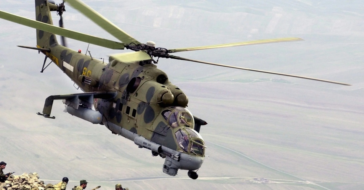Десант с вертолета козинка. Ми-24 десантирование. Ми 8. Боевые вертолеты Молдовы. Вертолет Таджикистан.