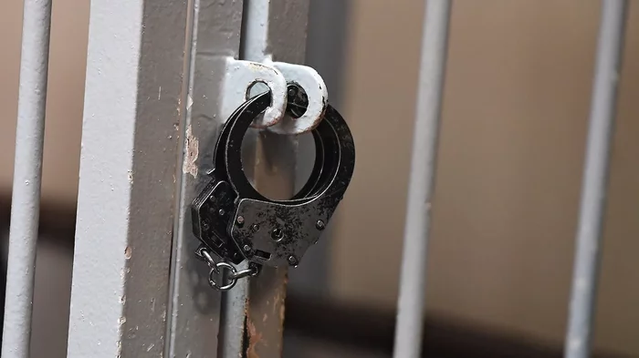 Укравшего более 2,5 млрд руб. и находящегося в розыске более двух лет банкира поймали вкладчики Россия, Негатив, Банк, Длиннопост, Новости