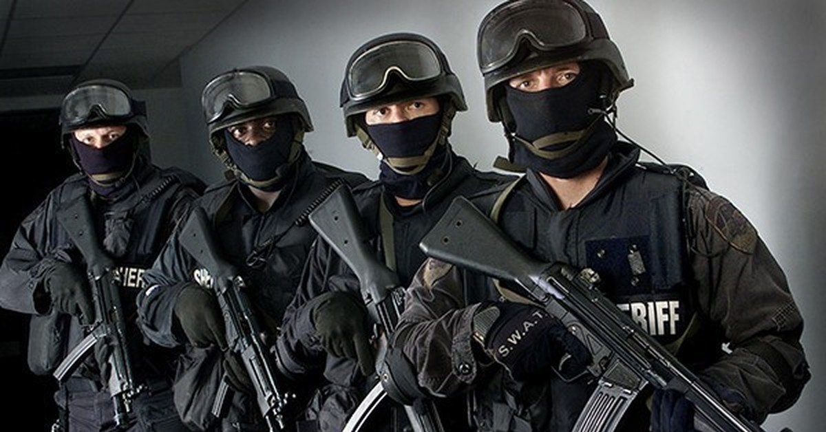 Сват что это. Сват американский спецназ. Отряд SWAT. Спецназ США SWAT. Спецназ SAS SWAT Delta.