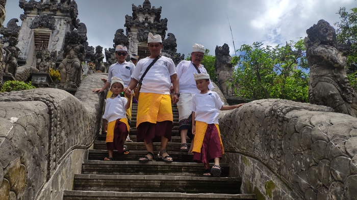 Видео: Самое инстаграмное место на Бали в Индонезии