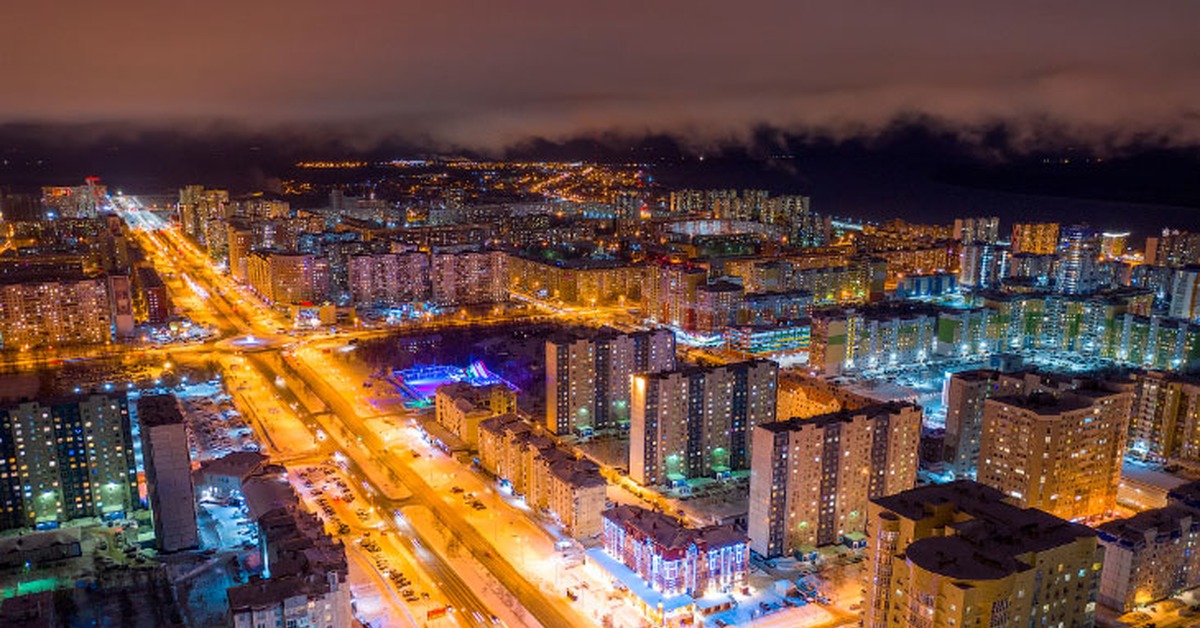 Нижневартовск ханты мансийский автономный округ. Нижневартовск. Нижневартовск город Нефтяников. Нижневартовск столица. Нижневартовск площадь города.