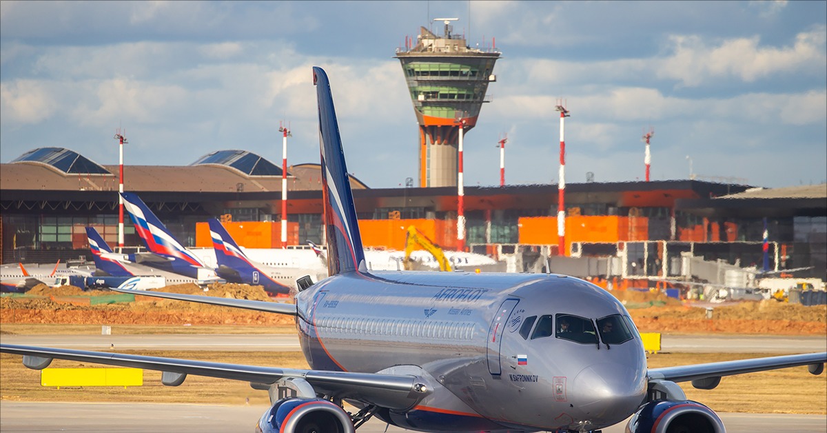 Sheremetyevo airport. Аэропорт Шереметьево. Аэропорт Шереметьево картинки. Шереметьево 2007. Ra-89058.