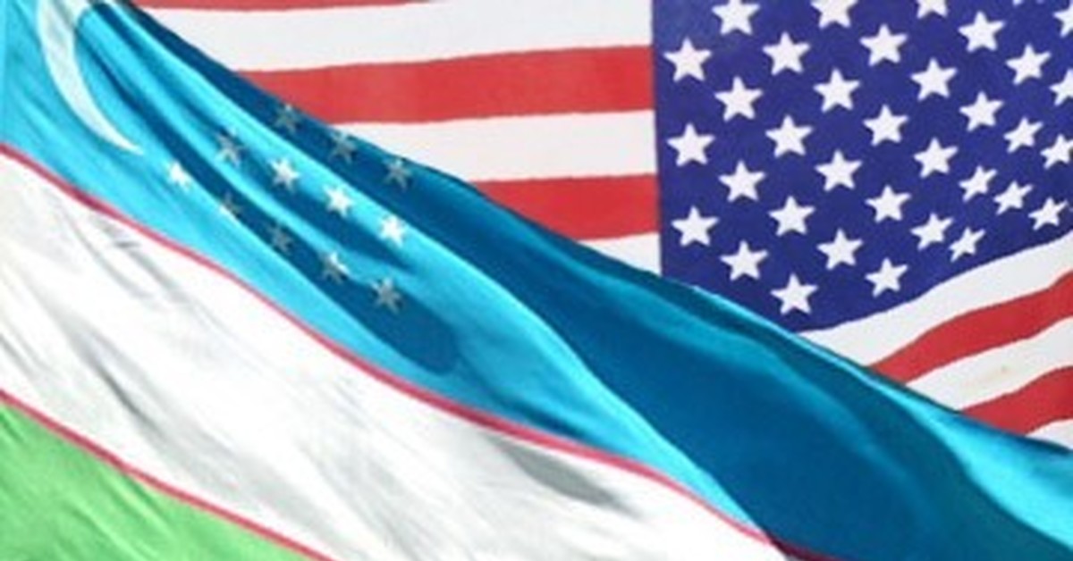 Американский узбекский. Флаг США И Узбекистана. Узбекистан и США. Узбекистан против США. Американо-узбекистанские отношения.