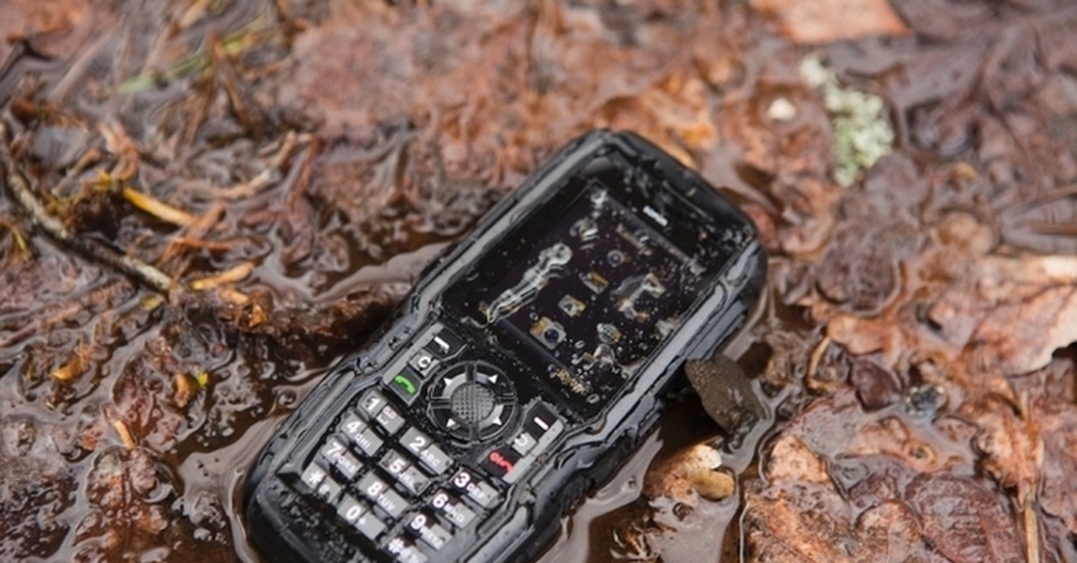 Какой телефон не разбивается. Sonim xp3300 Force. Самый прочный телефон в мире Sonim xp3300 Force. Самые ужасные смартфоны.