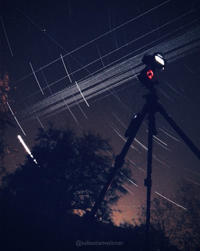 Илон Маск в твиттере о спутниках Starlink