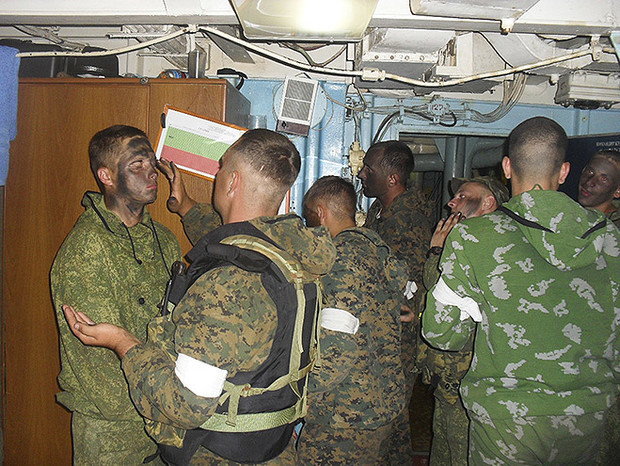 Хочу все знать #670. История освобождения танкера «Московский университет» от сомалийских пиратов, рассказанная участниками событий Хочу все знать, Пираты, Сомали, Герои, Морская пехота, ВМФ, История, Интересное, Длиннопост Хочу все знать #670. История освобождения танкера «Московский университет» от сомалийских пиратов, рассказанная участниками событий Хочу все знать, Пираты, Сомали, Герои, Морская пехота, ВМФ, История, Интересное, Длиннопост