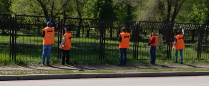 ����������