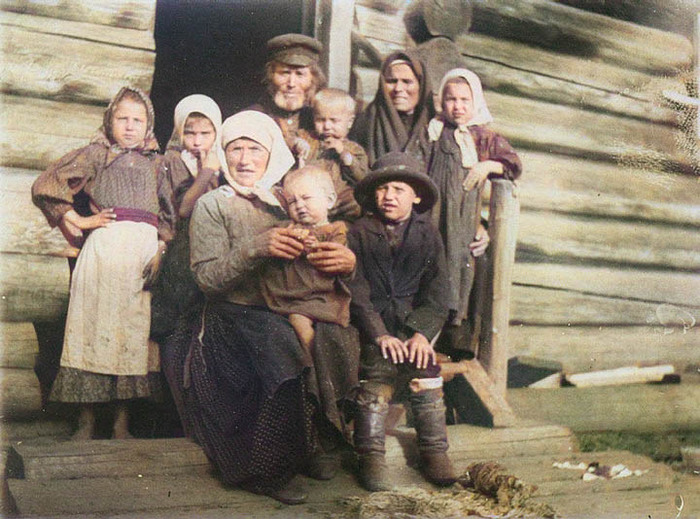 Как жил простой народ в Царской России. Колоризация дореволюционных ч/б фотографий Колоризация, Фотография, Российская империя, История России, Неравенство, Длиннопост Как жил простой народ в Царской России. Колоризация дореволюционных ч/б фотографий Колоризация, Фотография, Российская империя, История России, Неравенство, Длиннопост