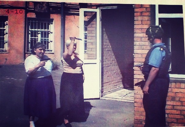 ��������