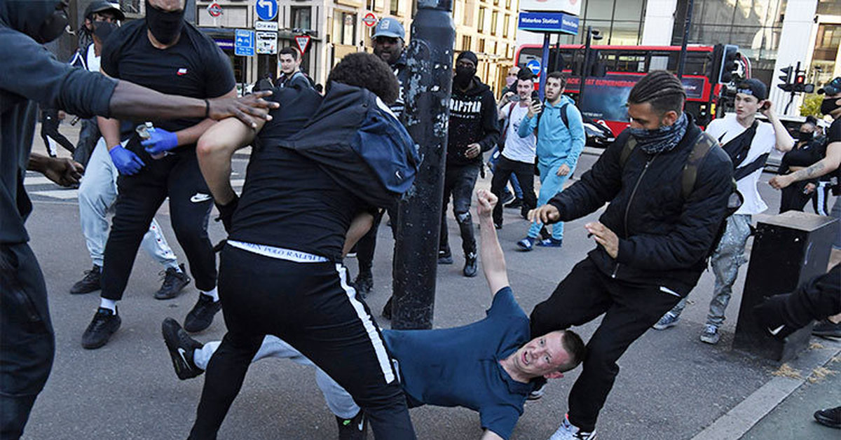 Нападение иностранный. Black Lives matter протест в Лондоне.