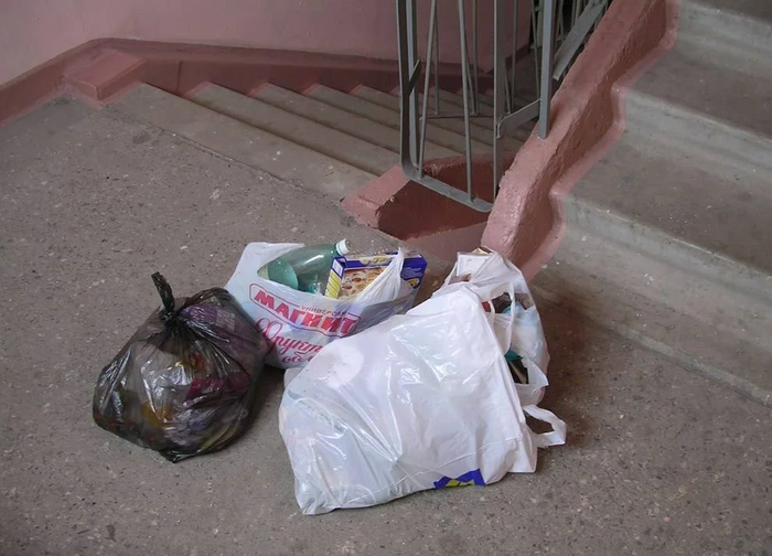 Соседи подбрасывают мусор под дверь что делать. Смотреть фото Соседи подбрасывают мусор под дверь что делать. Смотреть картинку Соседи подбрасывают мусор под дверь что делать. Картинка про Соседи подбрасывают мусор под дверь что делать. Фото Соседи подбрасывают мусор под дверь что делать Соседи подбрасывают мусор под дверь что делать. Смотреть фото Соседи подбрасывают мусор под дверь что делать. Смотреть картинку Соседи подбрасывают мусор под дверь что делать. Картинка про Соседи подбрасывают мусор под дверь что делать. Фото Соседи подбрасывают мусор под дверь что делать