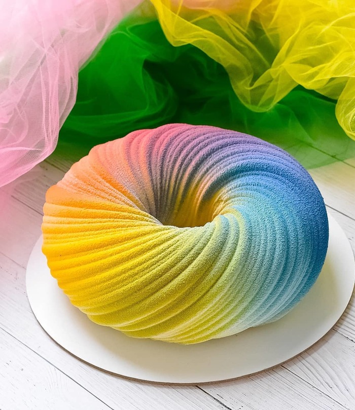 Радужные цвета этого торта... Торт, Цвет, Красители, Спектр, Разноцветность, Декор, Reddit