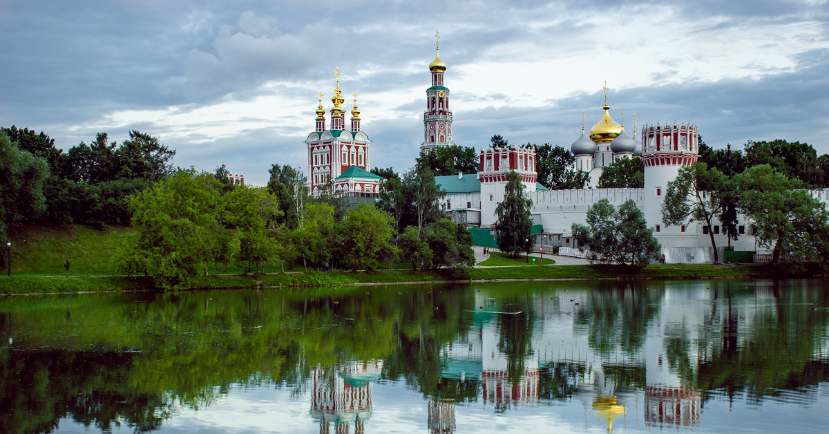 Новодевичий монастырь в Москве