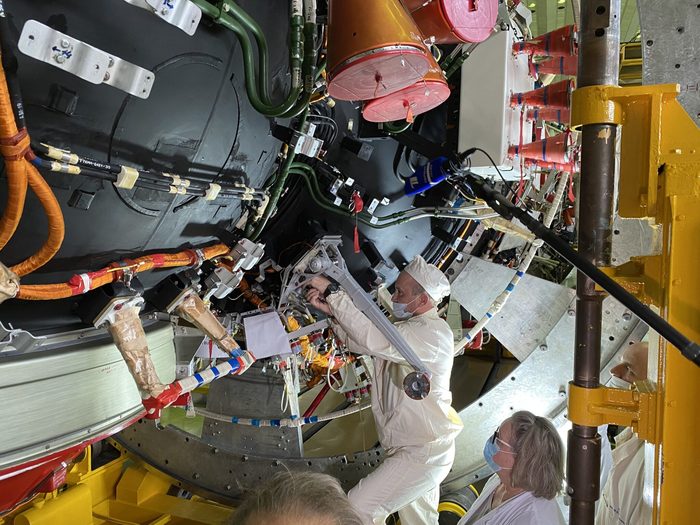 Вывоз МЛМ «Наука» в Центре им. М.В. Хруничева Космос, Роскосмос, Центр Хруничева, Протон-М, Видео, Длиннопост