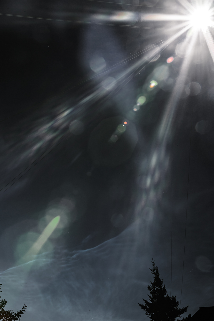 Очень яркая звезда (нет)