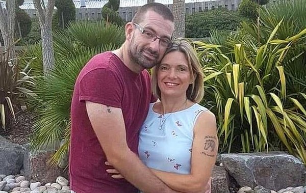 Англичанин годами симулировал рак, чтобы манипулировать возлюбленной