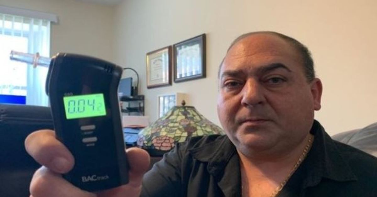 Желудок мужчины превращает пищу в алкоголь | Пикабу