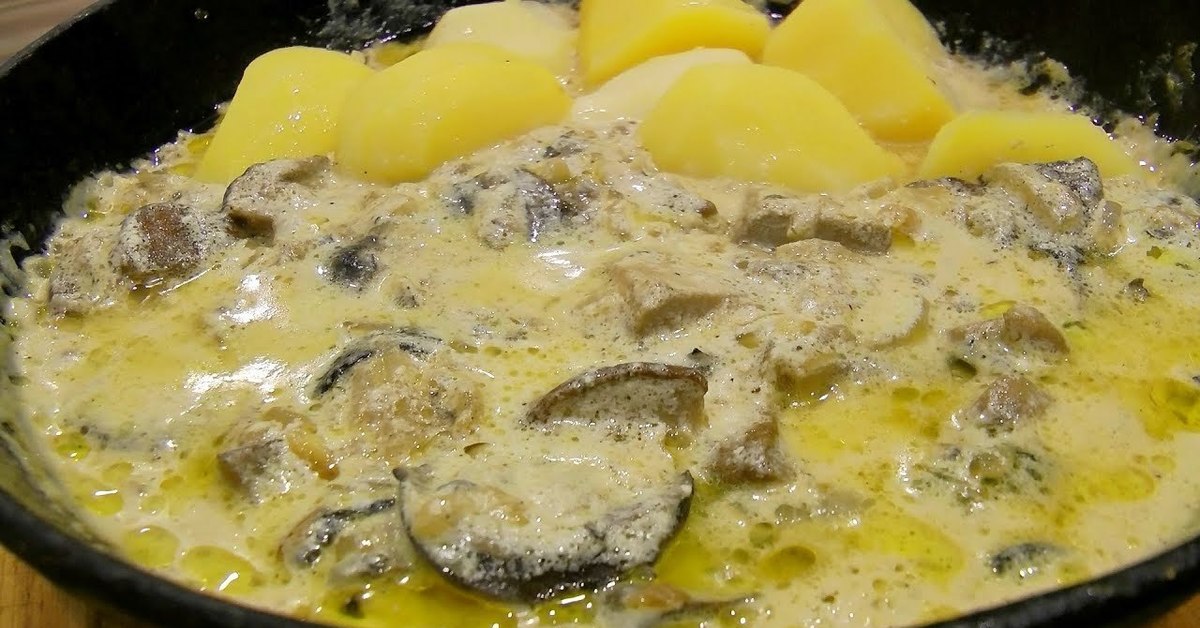 Картошка с шампиньонами в сливках