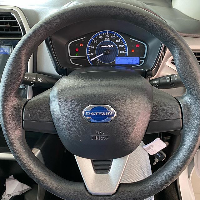 Автомобиль за 300 тысяч Бюджетно, Авто, Индия, Дешево, Длиннопост Автомобиль за 300 тысяч Бюджетно, Авто, Индия, Дешево, Длиннопост