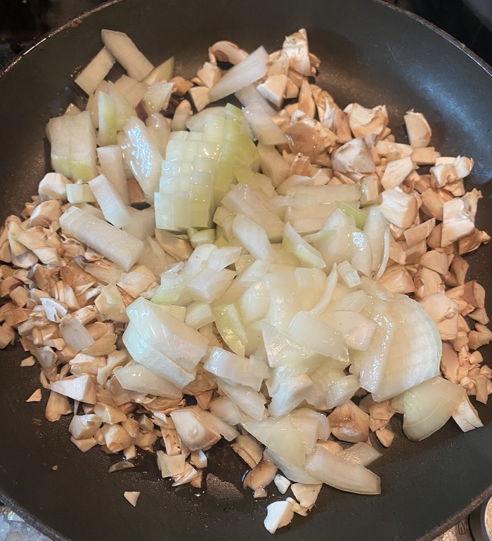 Шампиньоны на хэллоуин ver2.0 Череп, Хэллоуин, Кулинария, Шампиньоны, Тыква, Видео, Длиннопост, TikTok