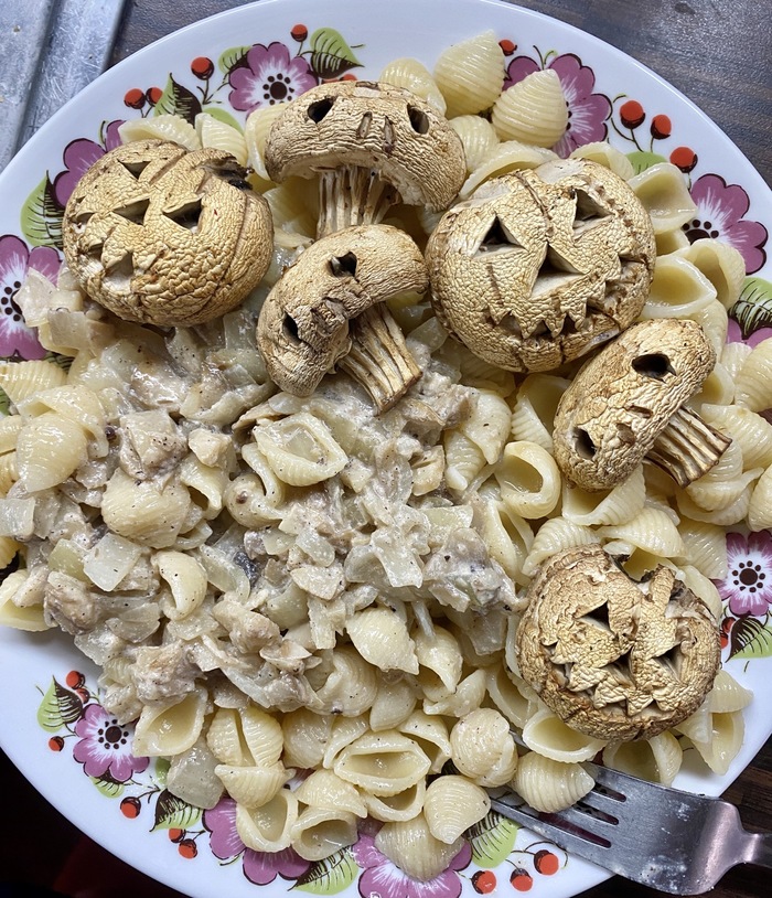 Шампиньоны на хэллоуин ver2.0 Череп, Хэллоуин, Кулинария, Шампиньоны, Тыква, Видео, Длиннопост, TikTok