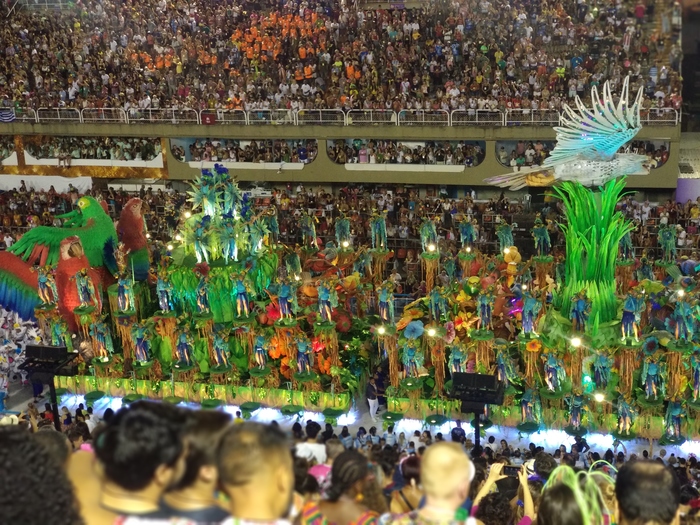 За кулисами карнавала Рио Бразилия, Карнавал, Южная Америка, Шоу, Рио-Де-Жанейро, Самба, Традиции, Видео, Длиннопост