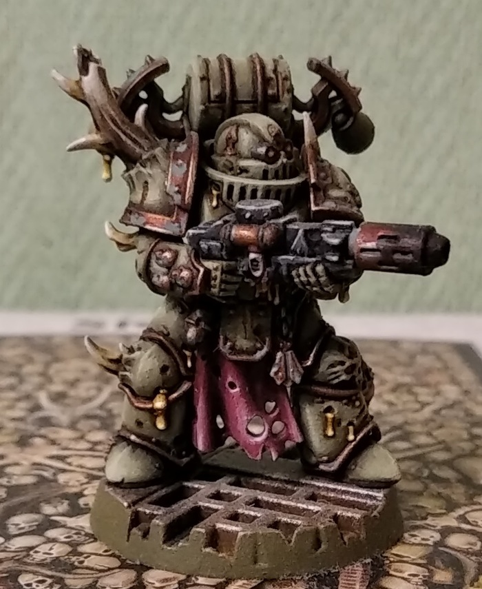 Plague marine w melta gun Warhammer 40k, Wh miniatures, Death Guard, Plague marine, Chaos Space marines, 