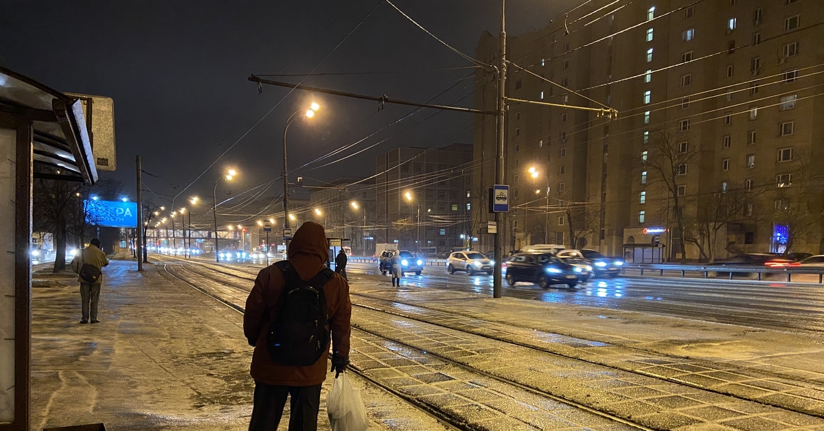 Москва замерзает. Утро гололед Москва. Москва скользкая. Гололед в Москве сегодня фото. Сегодняшнее утро в Москве.