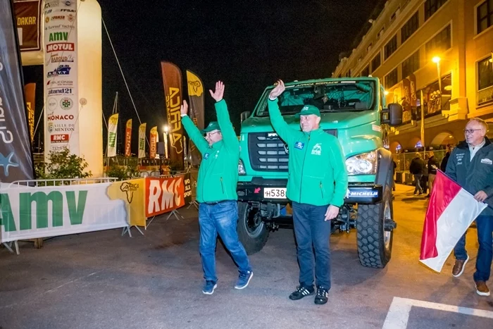 Про ралли-рейд Газонов в Африке Работа, Заграница, Мат, Иностранцы, Гонки, Автоспорт, Длиннопост