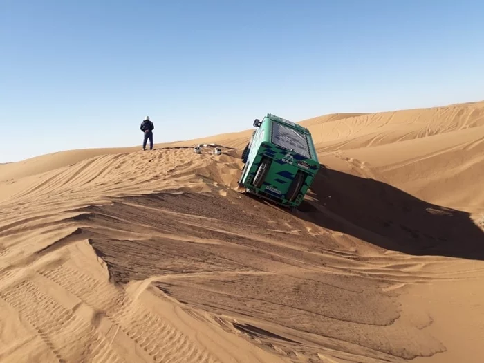 Про ралли-рейд Газонов в Африке Работа, Заграница, Мат, Иностранцы, Гонки, Автоспорт, Длиннопост