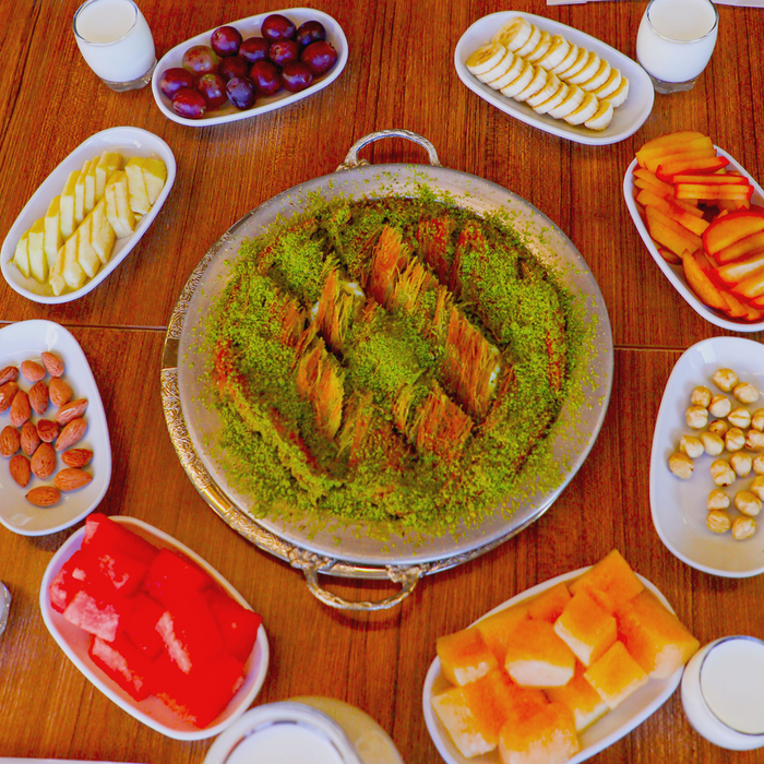 Совсем недавно я засветил в своих сториз кюнефе, но ещё не рассказал, что же это...