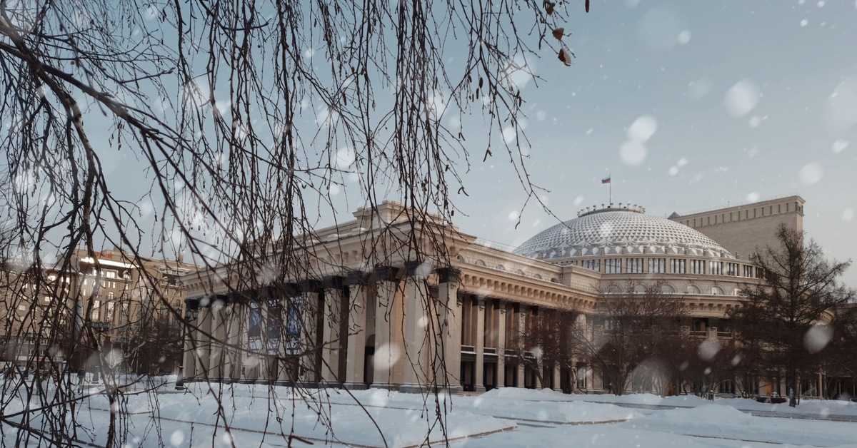 Снежный театр. Снег у театра. Здание театра снег. Театр снег в апреле. Большой театр зима снег.