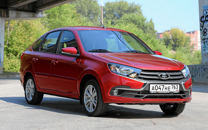   :  LADA Granta 2021    Hyundai Solaris    ,  , Hyundai Solaris